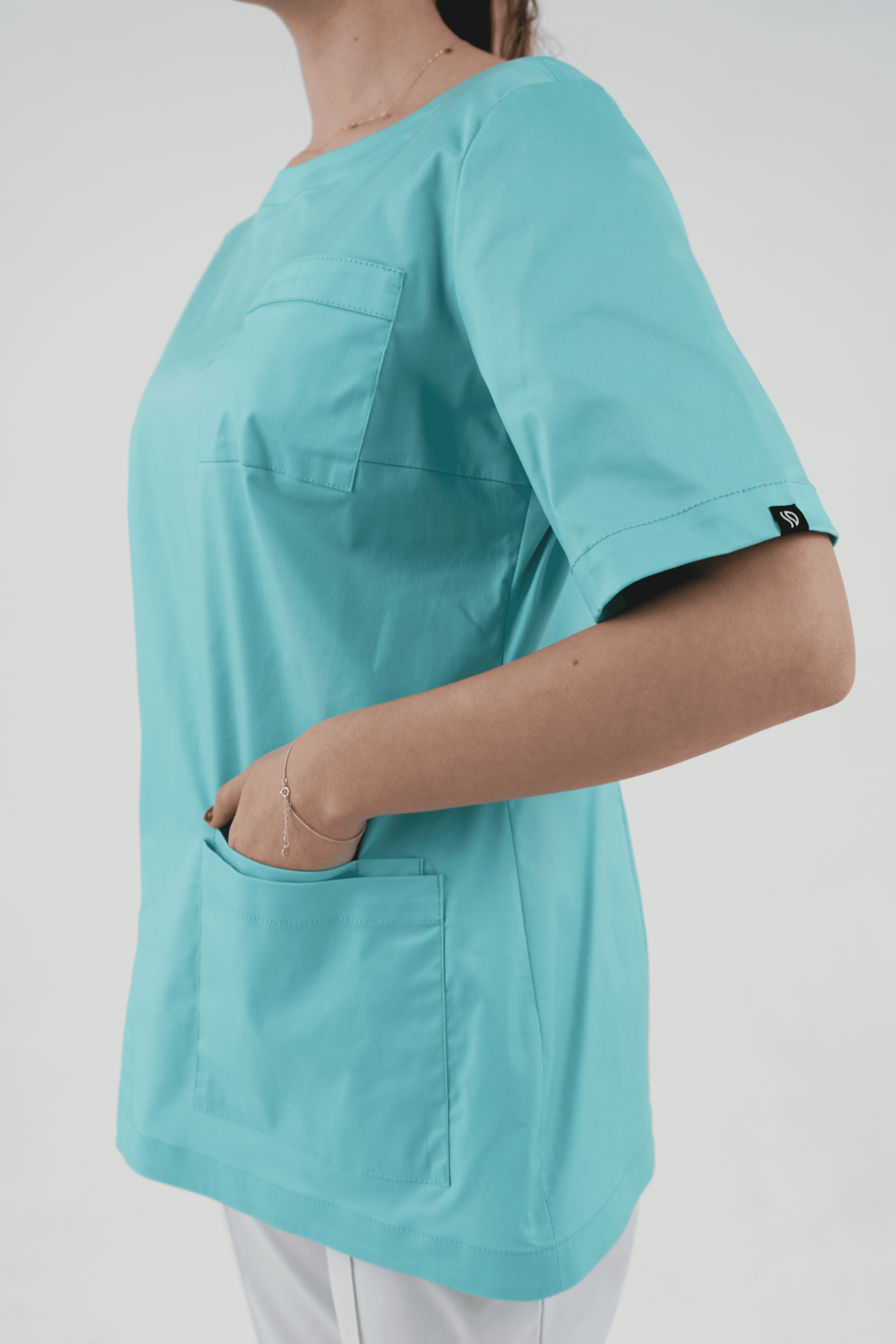 stylish doctor odzież ubrania medyczne lekarskie specjalisty medycznego praktyk scrubs bluza bluzka silvie 045