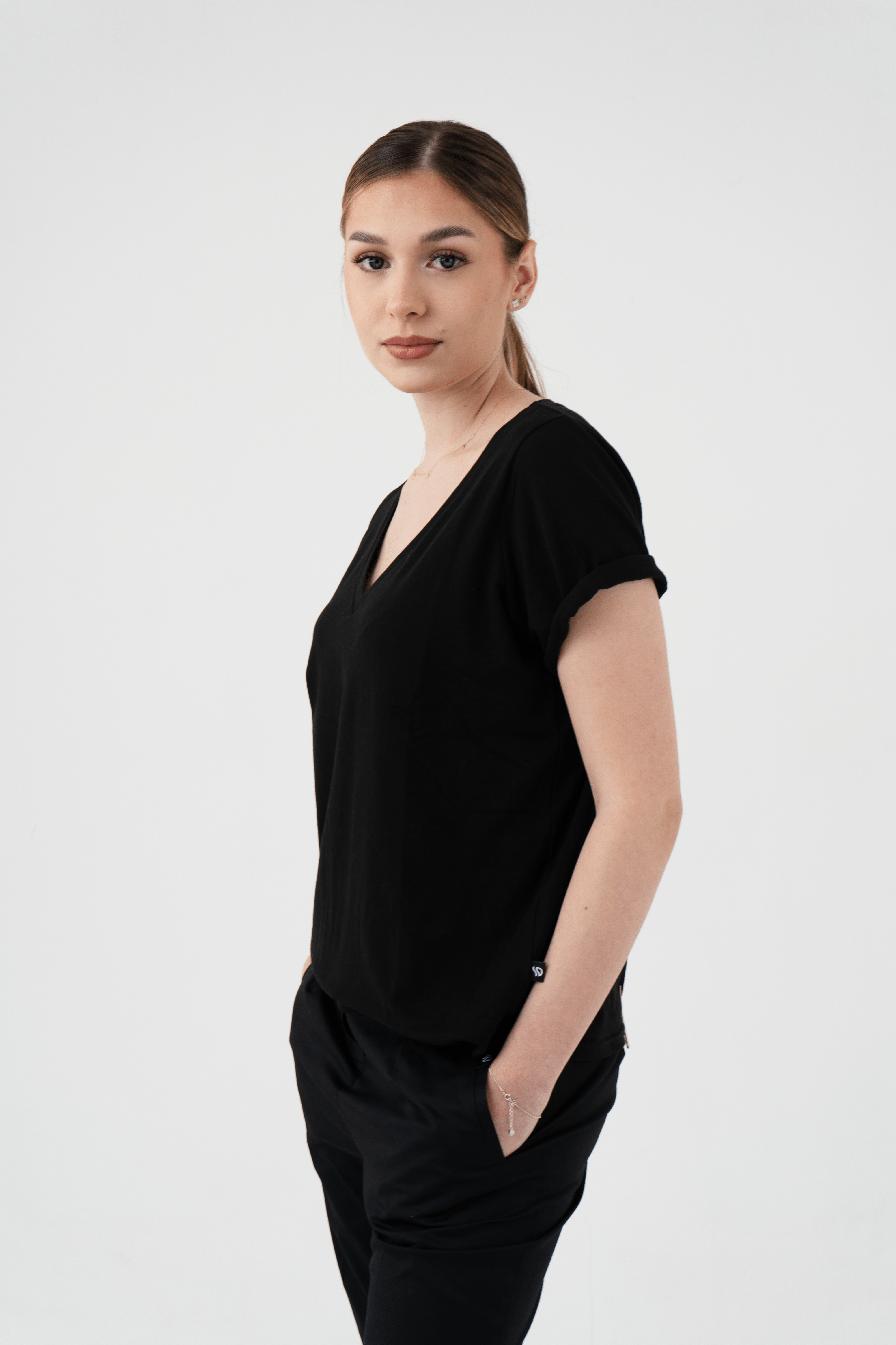 stylish doctor odzież ubraniamedyczne ubrania do gabinetu laboratoryjne ochronne stomatologiczne fizjoterapeutyczne bluzka sara 008