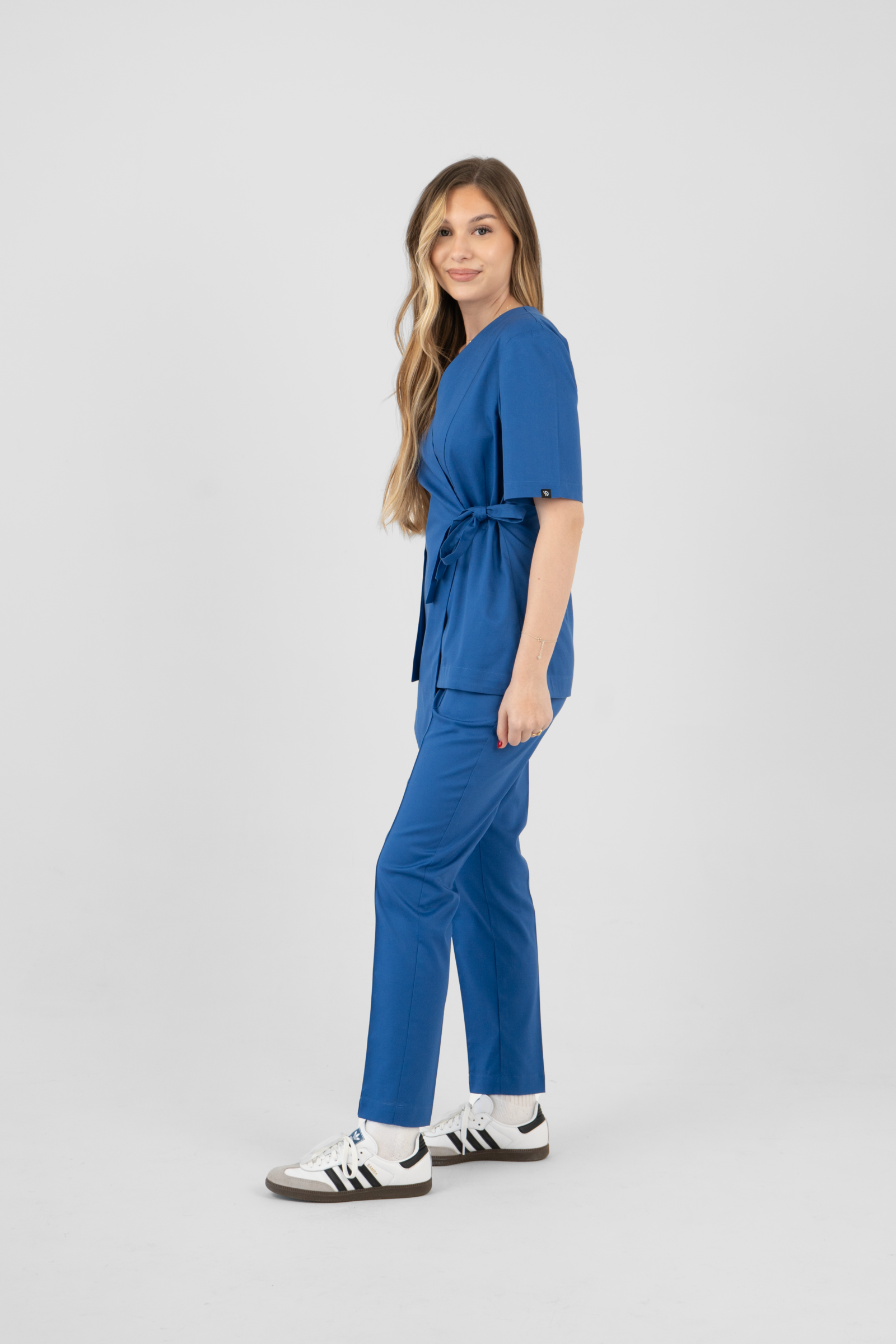 stylish doctor medical clothing attire Audrey scrub top Julietta pants 003